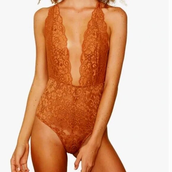 Free People HAH Hot As Hell Revolve Comin' in HAHt Bronze Foil Metallic Bodysuit - Picture 1 of 8